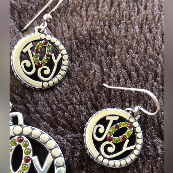 BRIGHTON HOLIDAY JOY Red Crystal Silver Disc Pendant NECKLACE and Earrings set - Picture 7 of 12